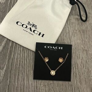 NWT Coach Open Circle Necklace And Tea Rose Stud Earrings Set